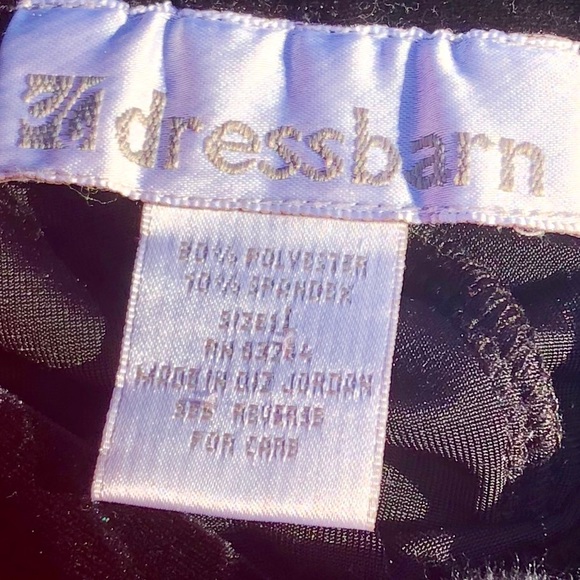 ⚜️ Holiday Ready Calf Length Velour Skirt 🎄🎄 - Picture 4 of 8